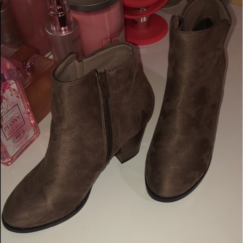 Boots worn once